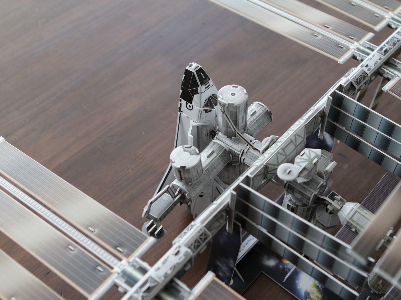 shuttle with station